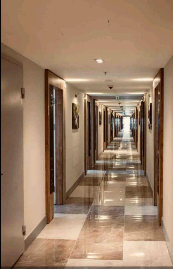 Deluxe Hotel Room In The Heart Of Batumi Orbi City A Block Luaran gambar